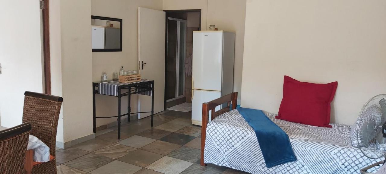 Apartamento 13 @ Rhinoroad Nelspruit Mbombela Exterior foto